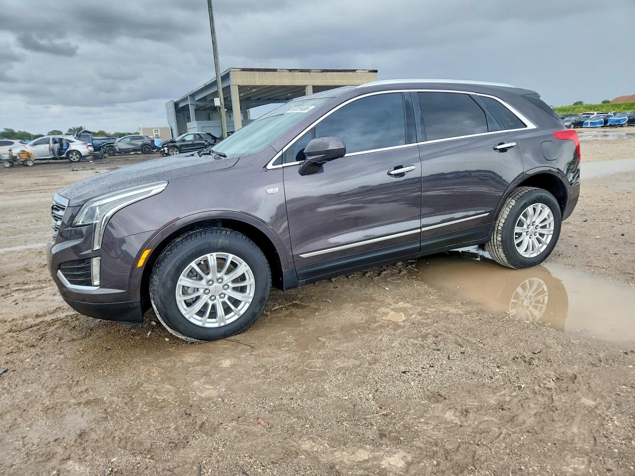 2017 CADILLAC XT5