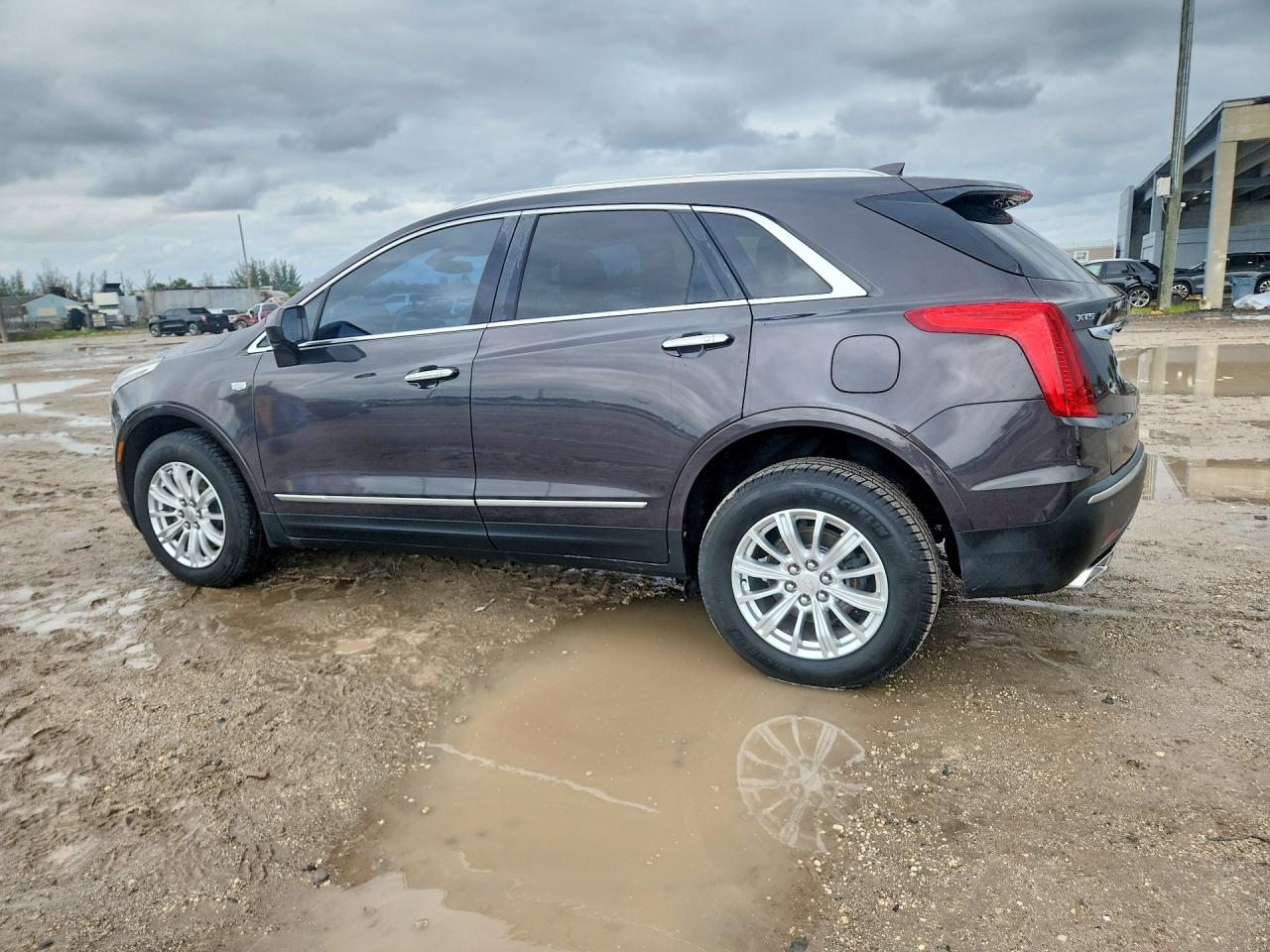 2017 CADILLAC XT5 — снимка 2