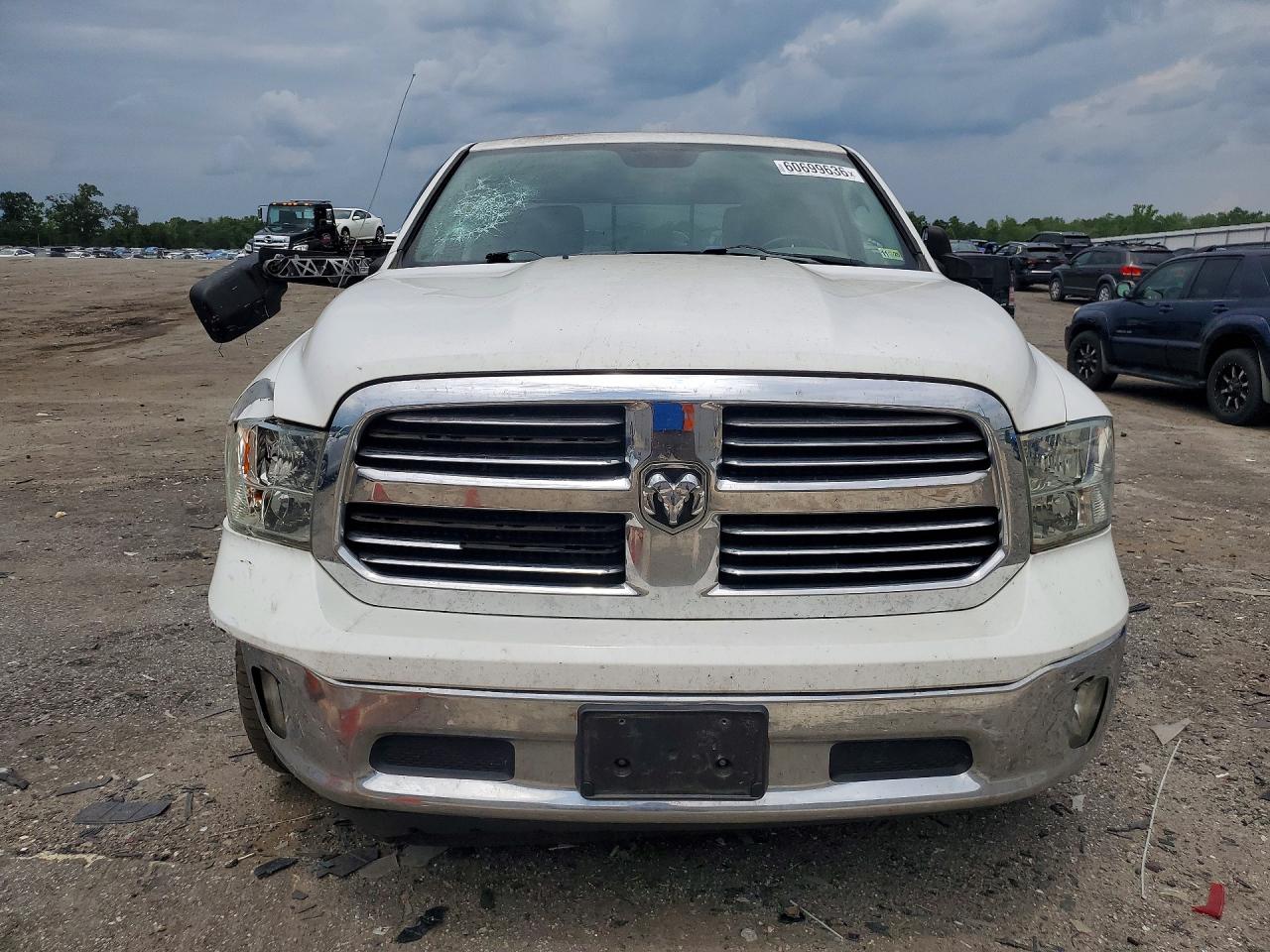 2015 RAM 1500 SLT — снимка 5