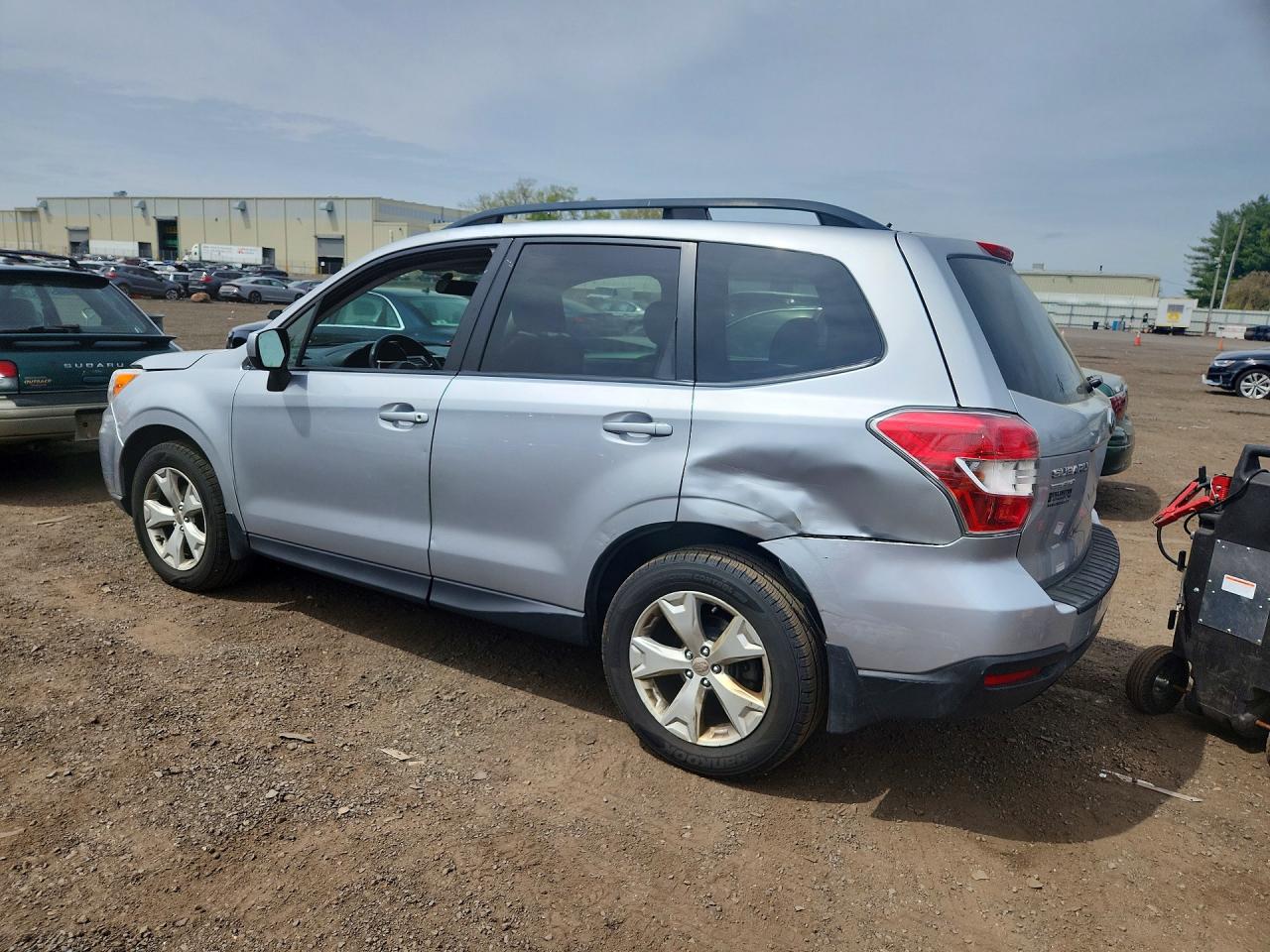 2015 SUBARU FORESTER 2.5I PREMIUM — снимка 2