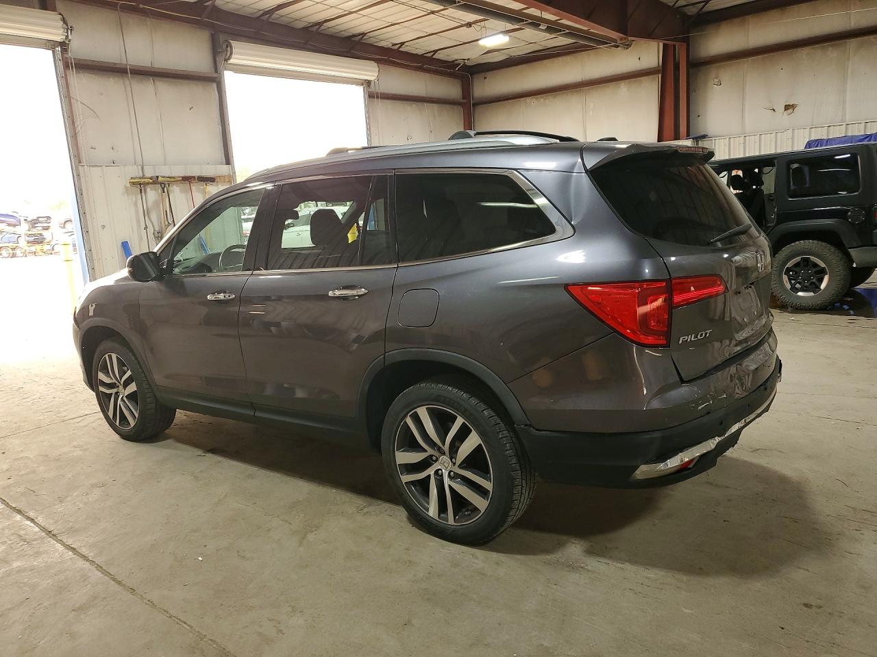 2017 HONDA PILOT ELITE — снимка 2