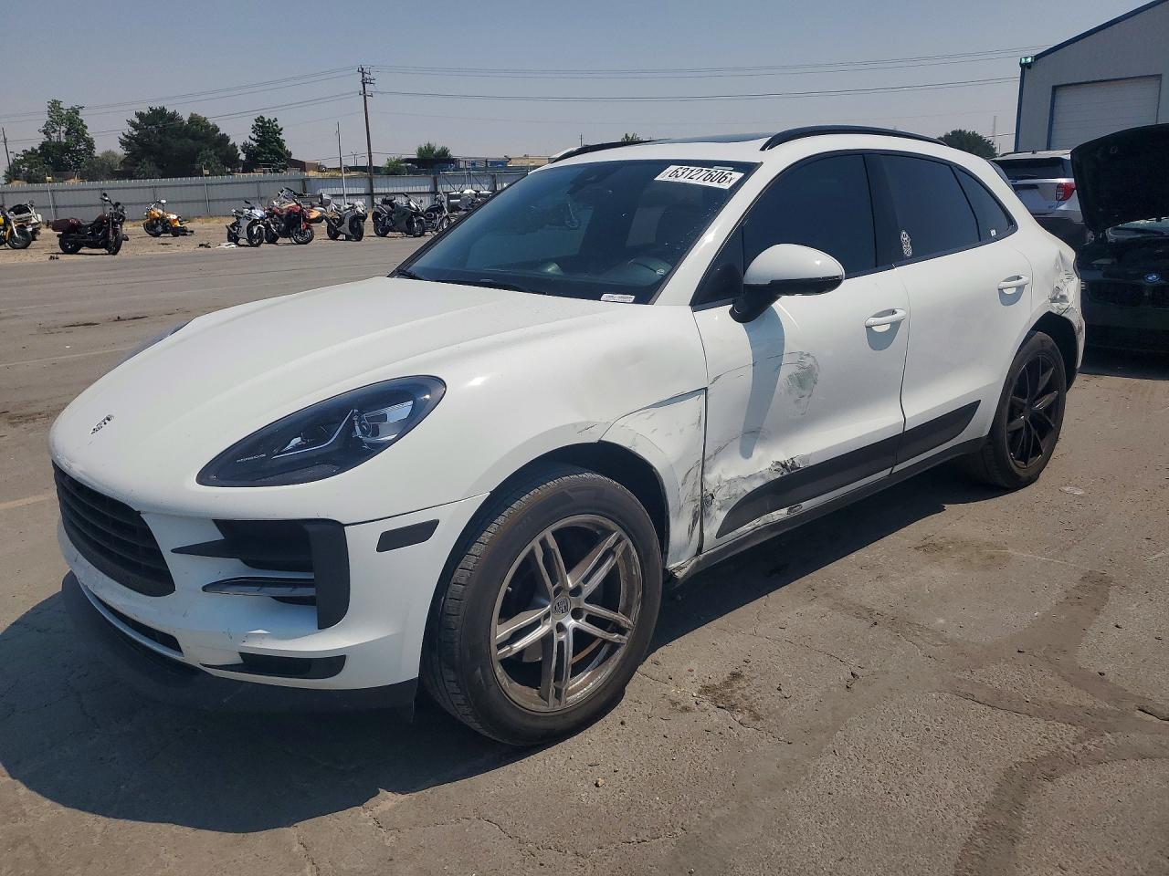 2020 PORSCHE MACAN