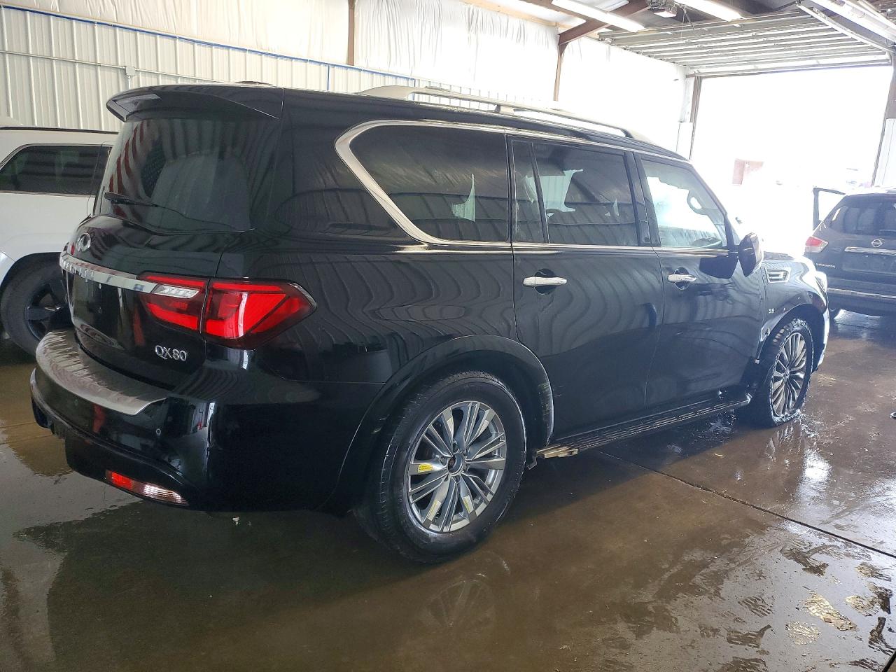 2019 INFINITI QX80 LUXE — снимка 3