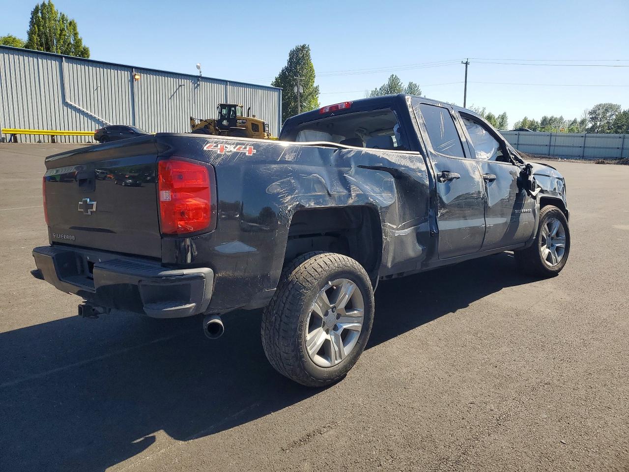 2017 CHEVROLET SILVERADO K1500 CUSTOM — снимка 3