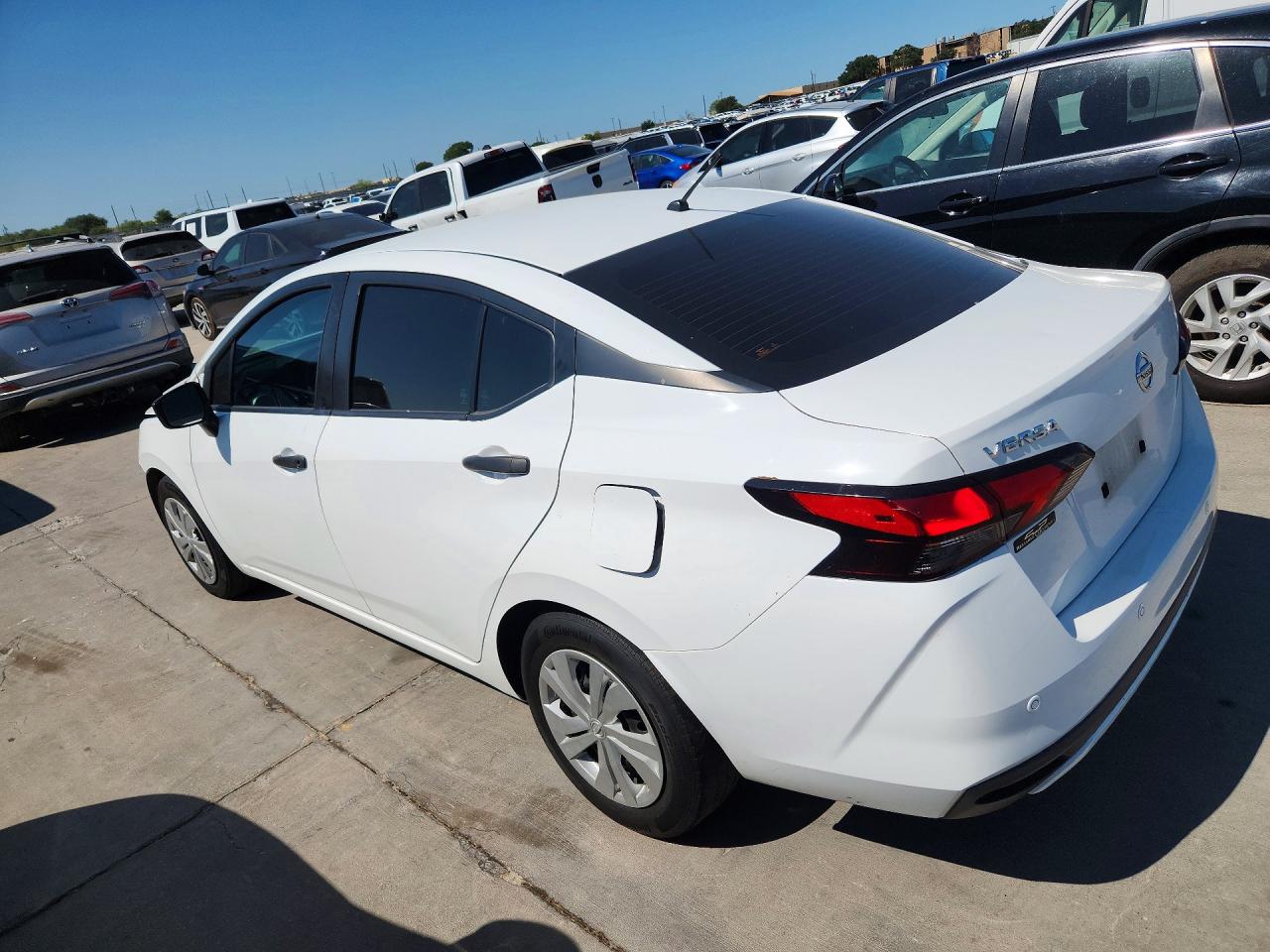 2021 NISSAN VERSA S — снимка 2