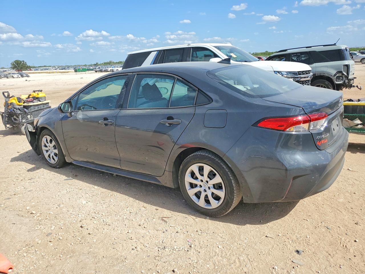 2024 TOYOTA COROLLA LE — снимка 2