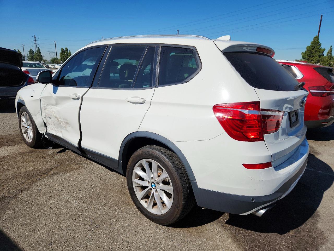 2017 BMW X3 SDRIVE28I — снимка 2