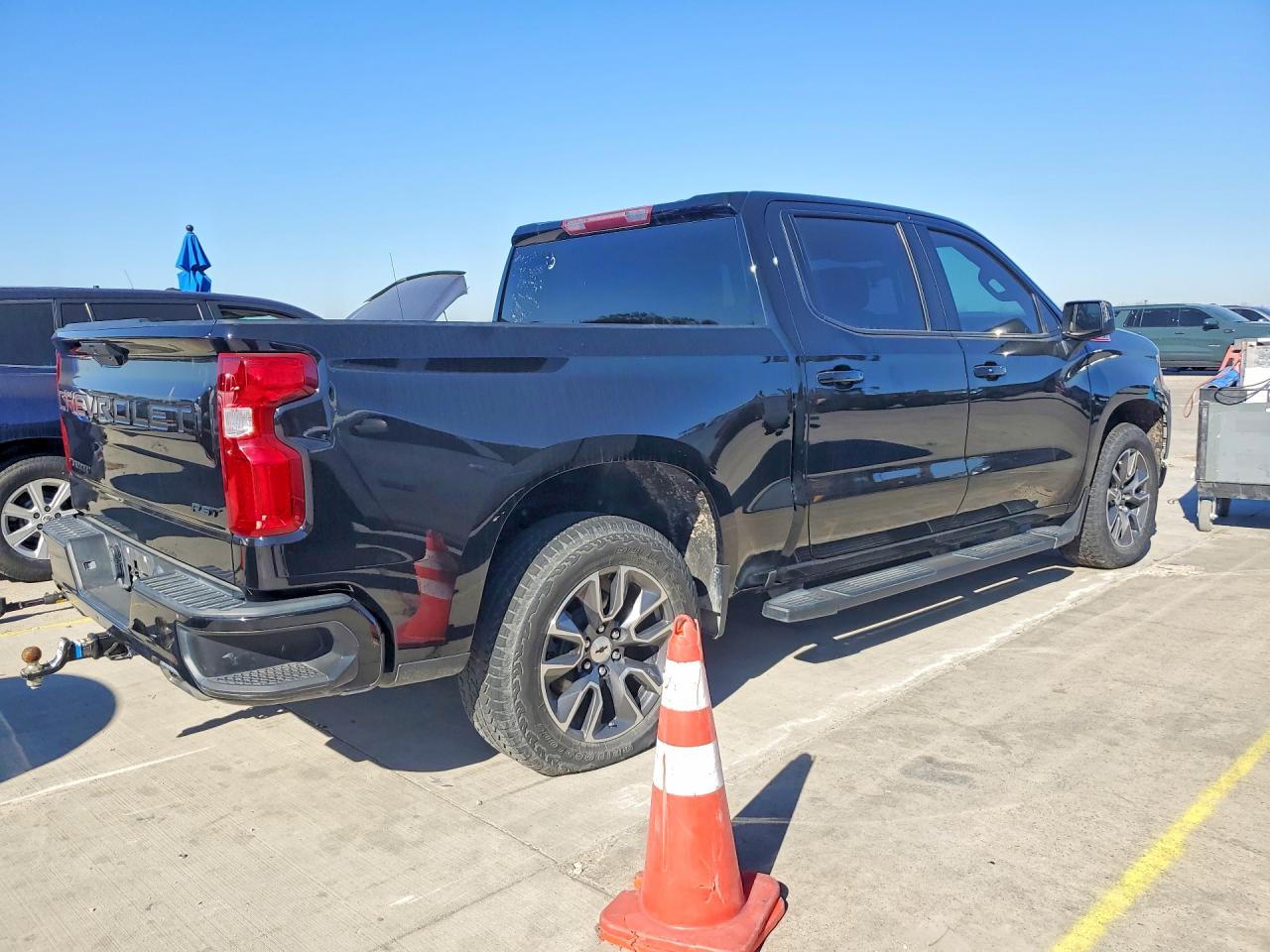 2021 CHEVROLET SILV1500 4WD — снимка 3