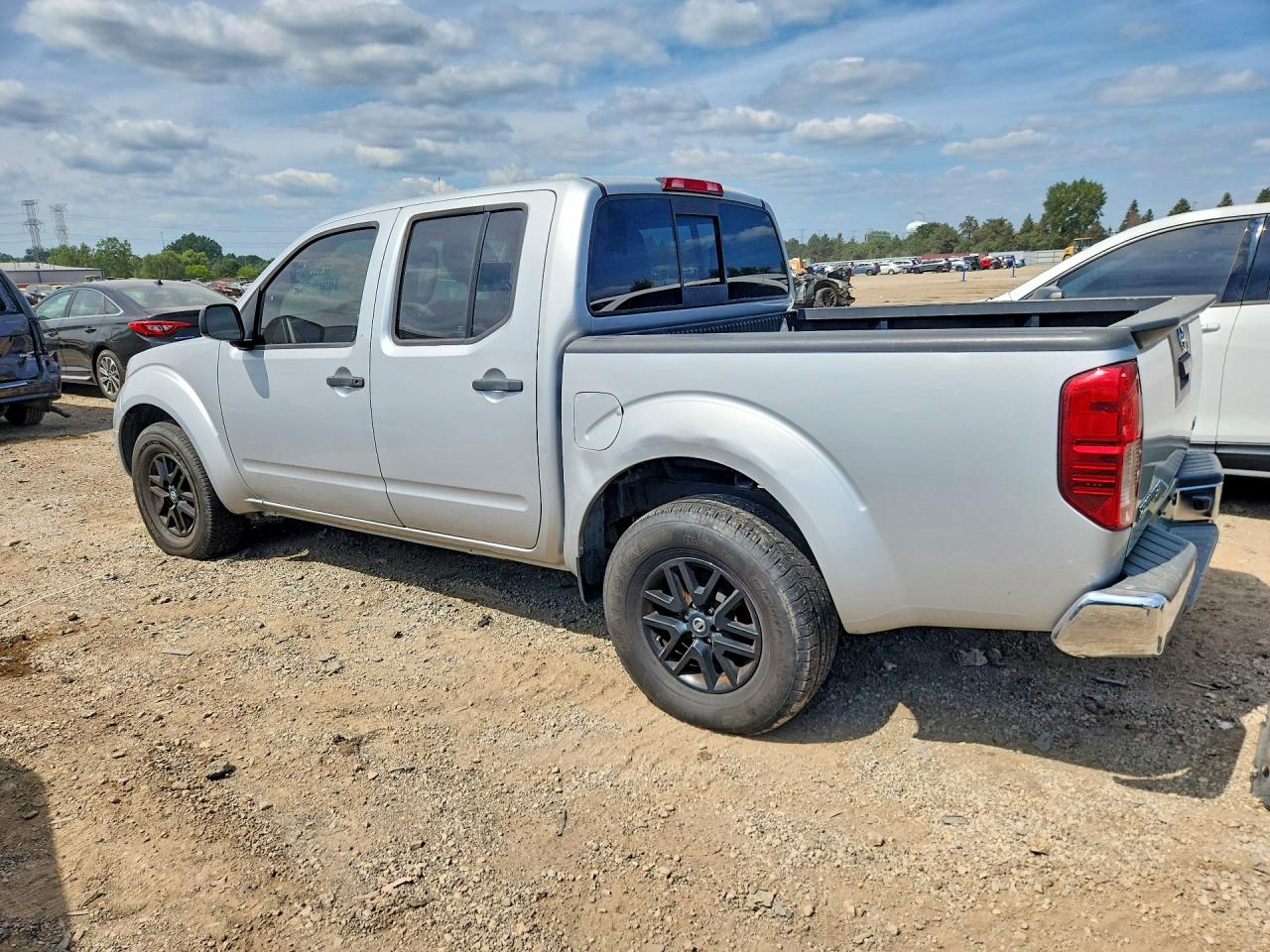 2019 NISSAN FRONTIER SV — снимка 2