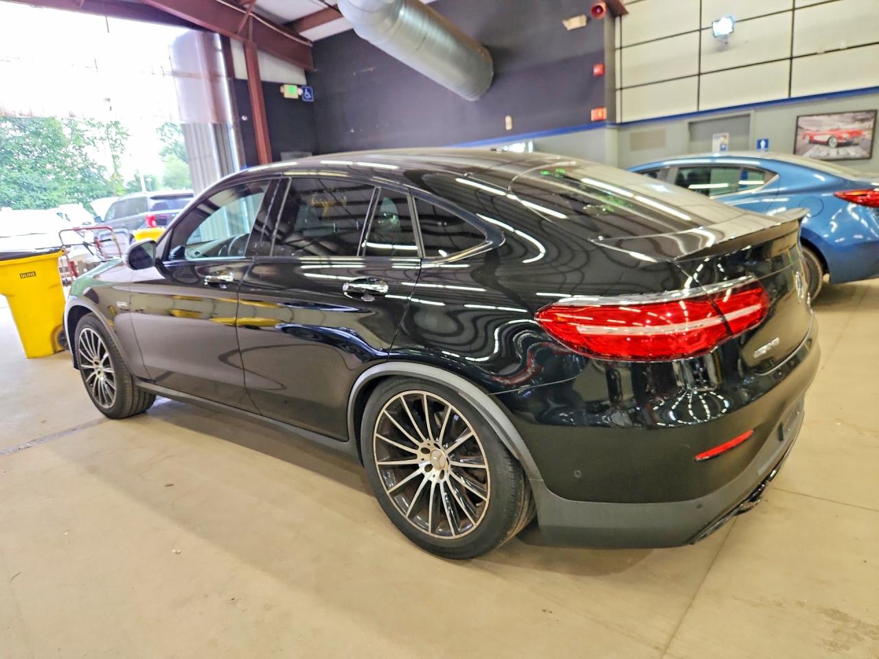 2019 MERCEDES-BENZ GLC COUPE 43 4MATIC AMG — снимка 2