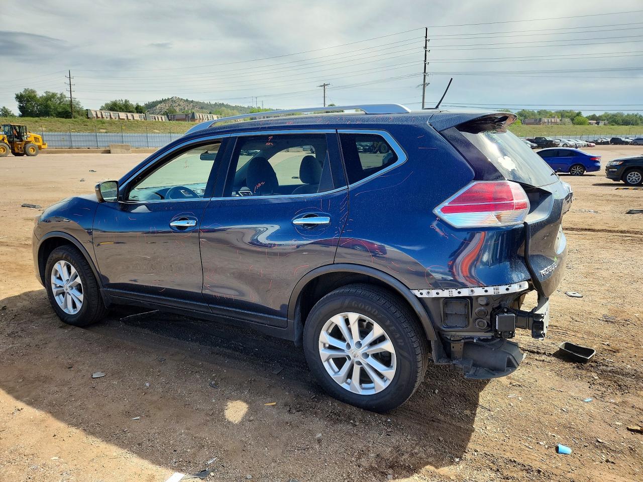 2016 NISSAN ROGUE SV — снимка 2