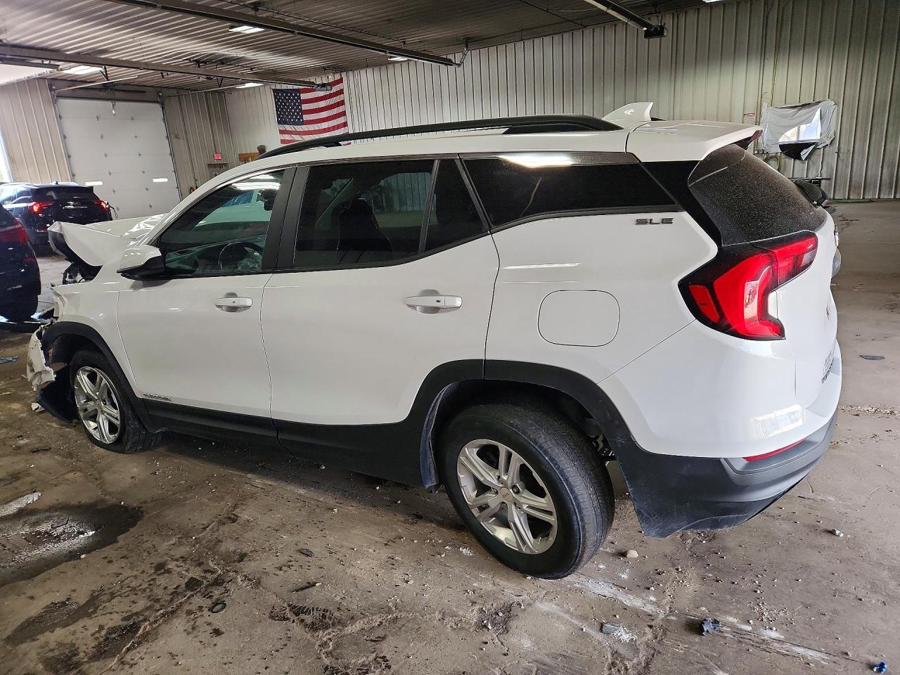 2021 GMC TERRAIN SLE — снимка 2
