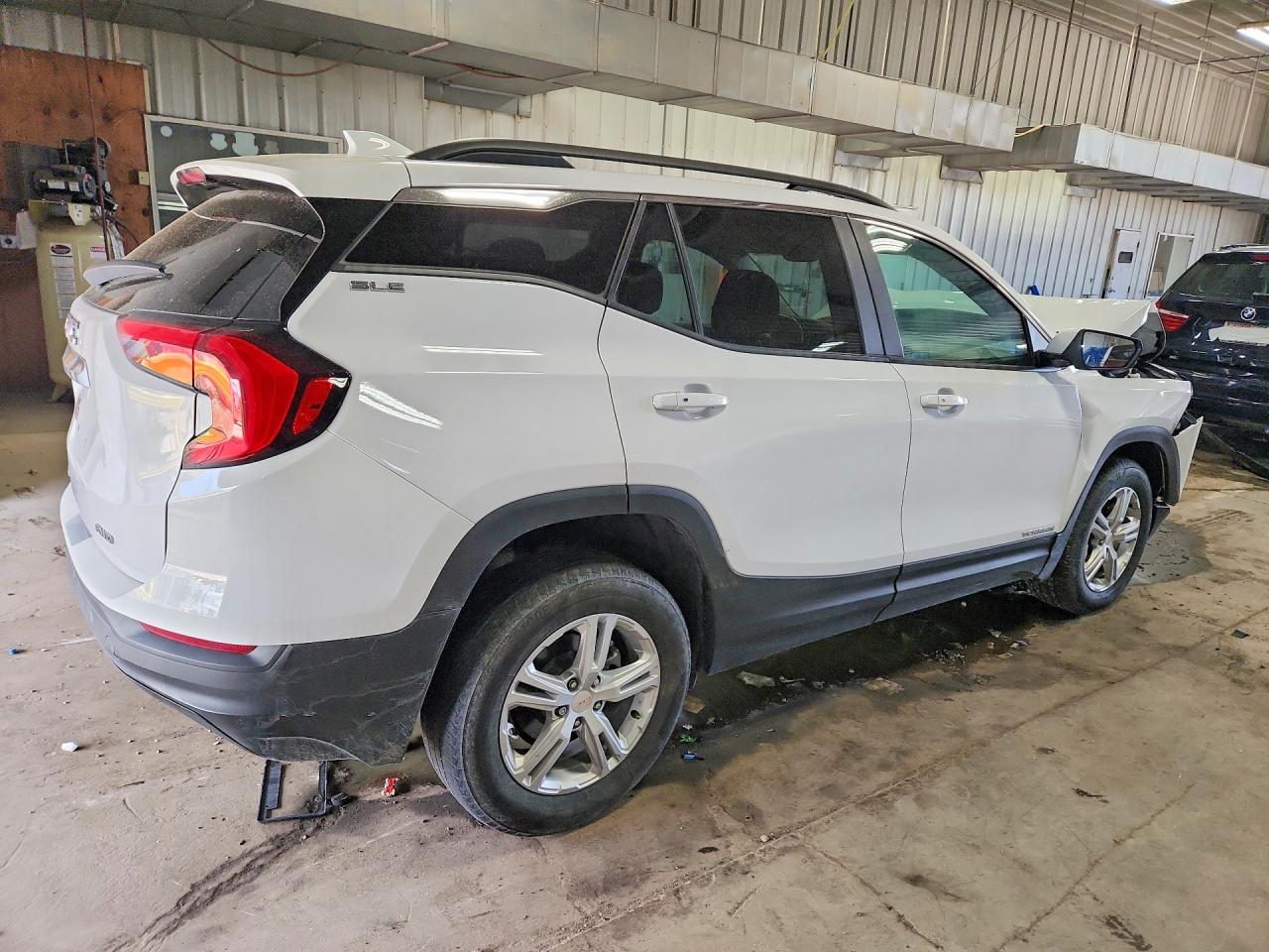 2021 GMC TERRAIN SLE — снимка 3
