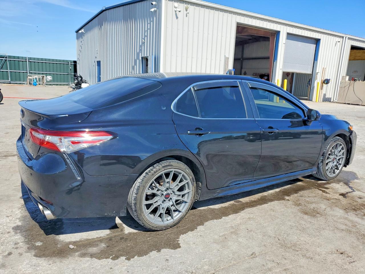 2018 TOYOTA CAMRY SE — снимка 3