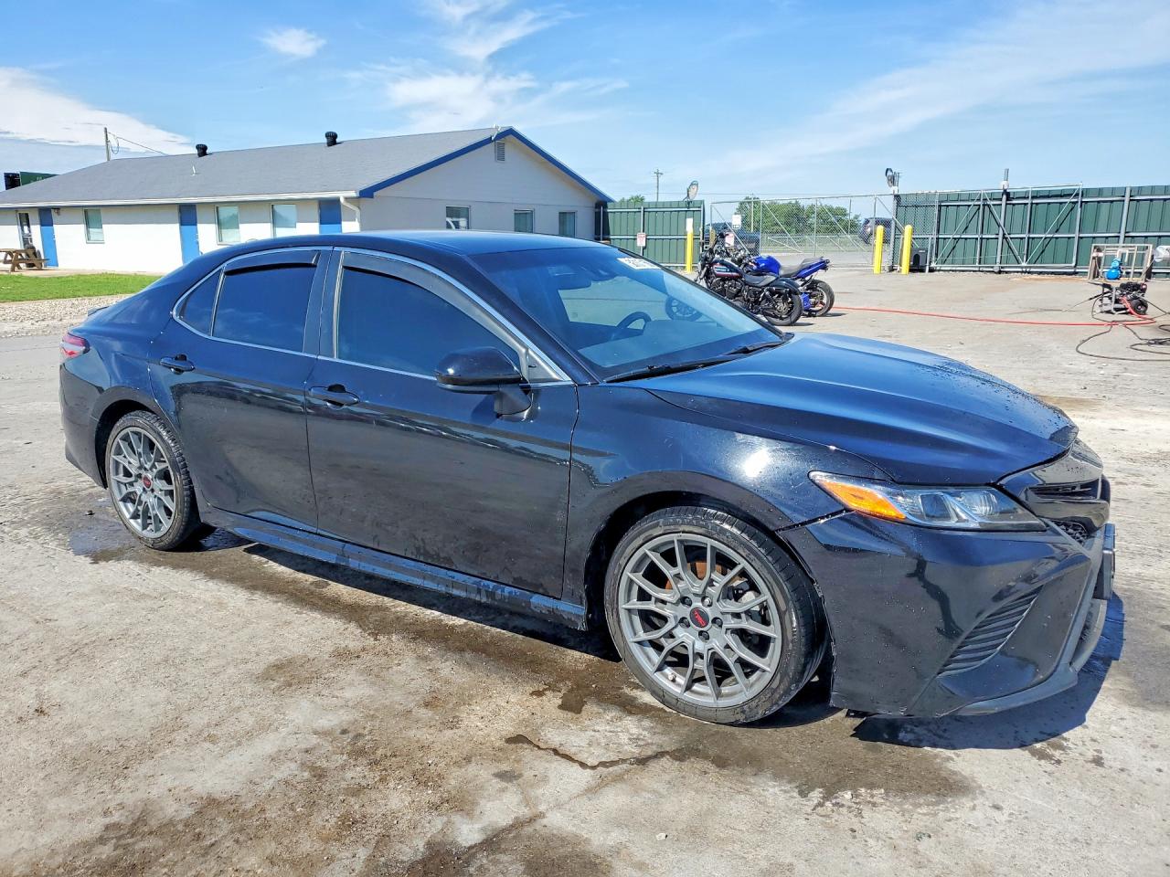 2018 TOYOTA CAMRY SE — снимка 4