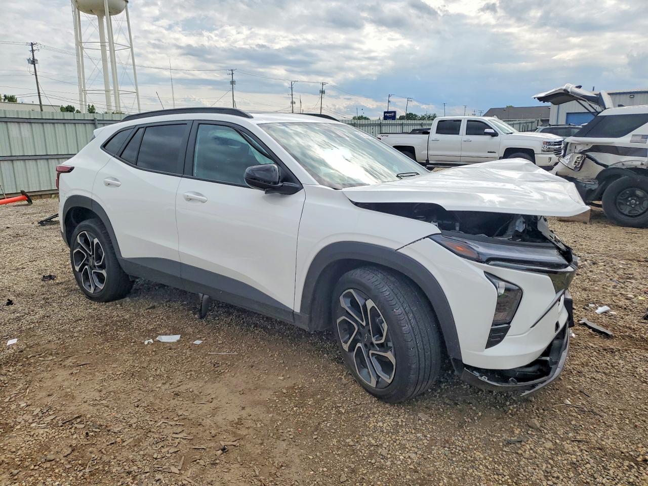 2025 CHEVROLET TRAX 2RS — снимка 4