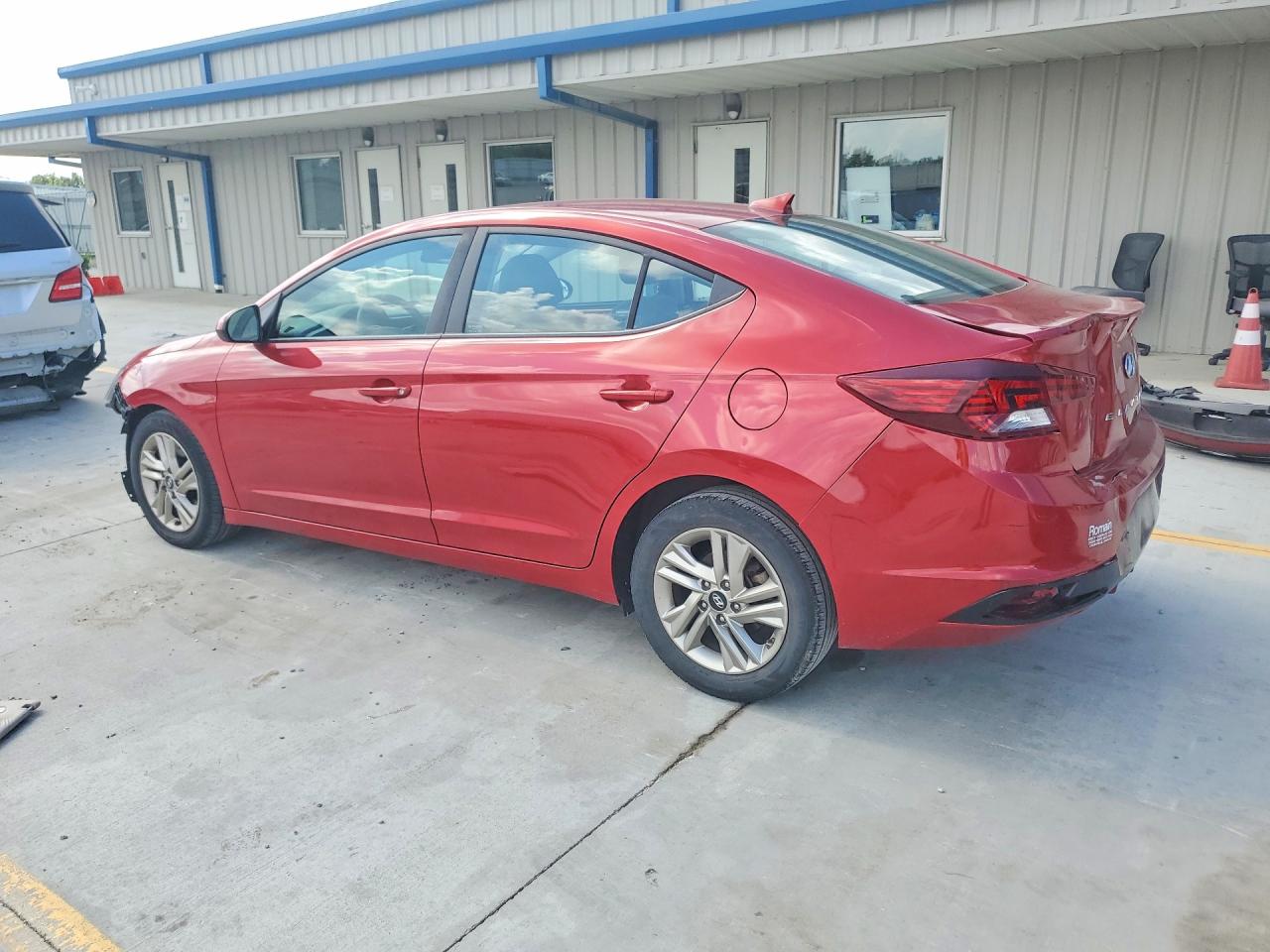 2020 HYUNDAI ELANTRA SEL — снимка 2