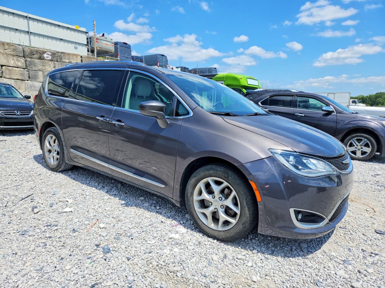 2019 CHRYSLER PACIFICA TOURING L PLUS — снимка 4