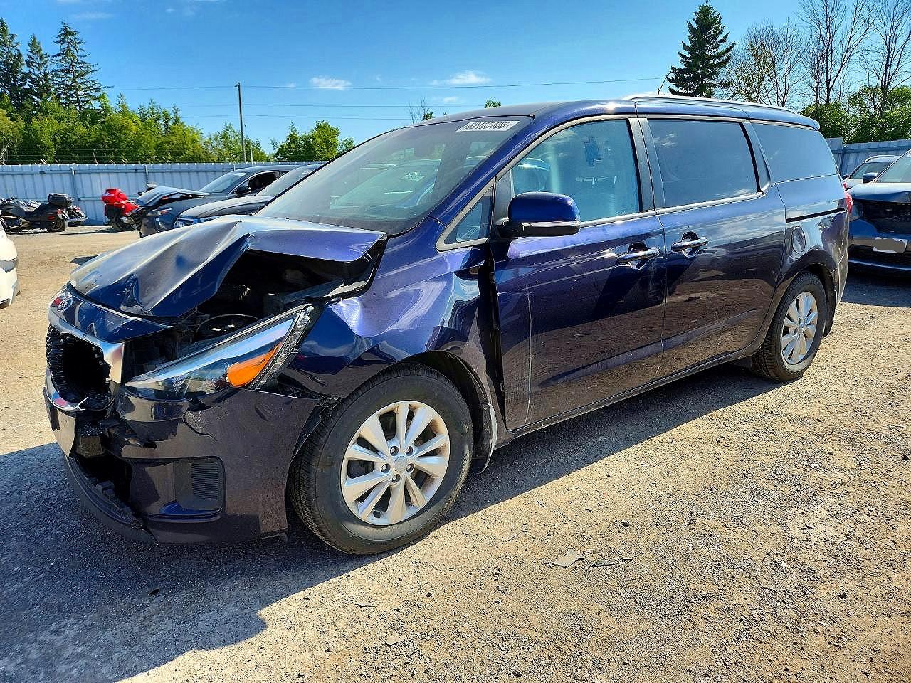 2018 KIA SEDONA LX