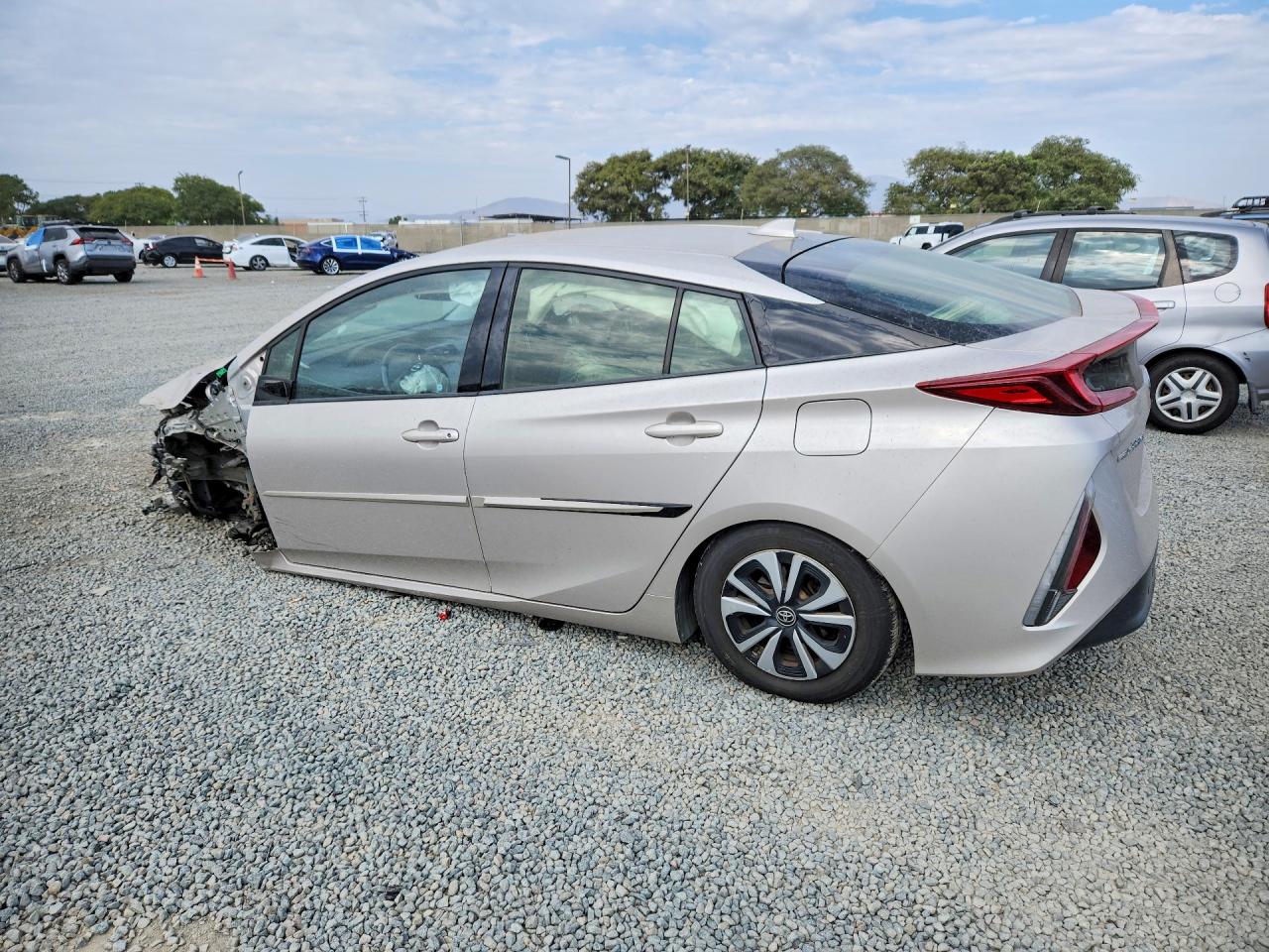 2017 TOYOTA PRIUS PRIME PLUS — снимка 2