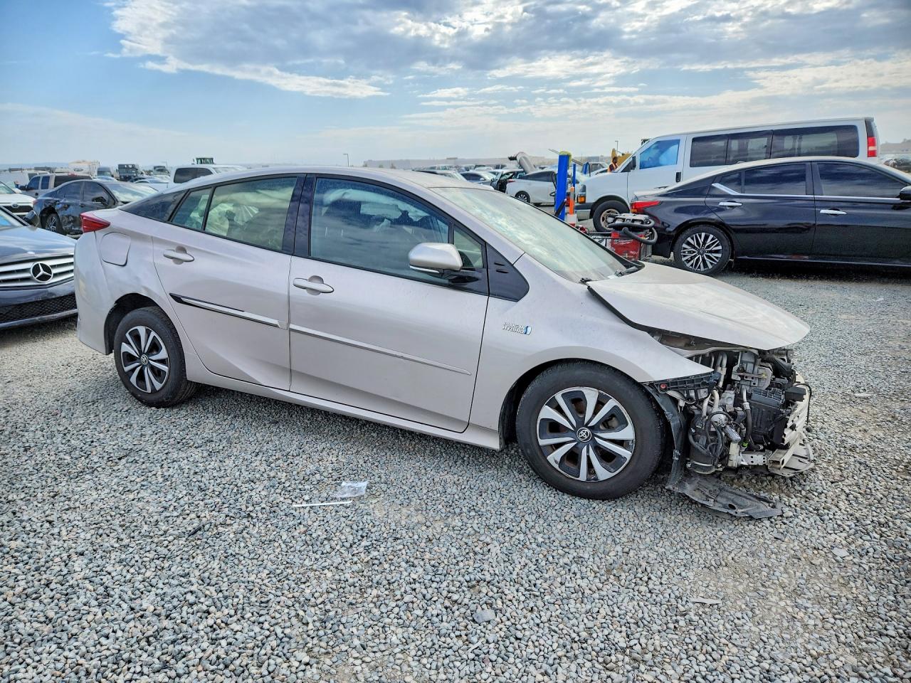 2017 TOYOTA PRIUS PRIME PLUS — снимка 4