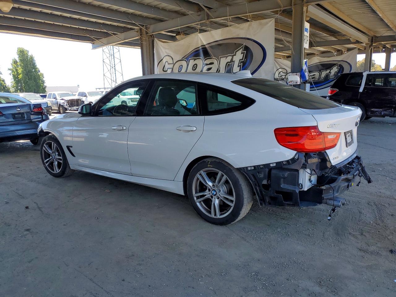 2015 BMW 328 XIGT SULEV — снимка 2