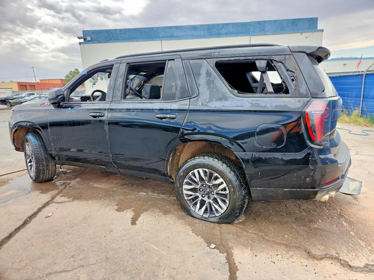 2025 CHEVROLET TAHOE K1500 Z71 — снимка 2