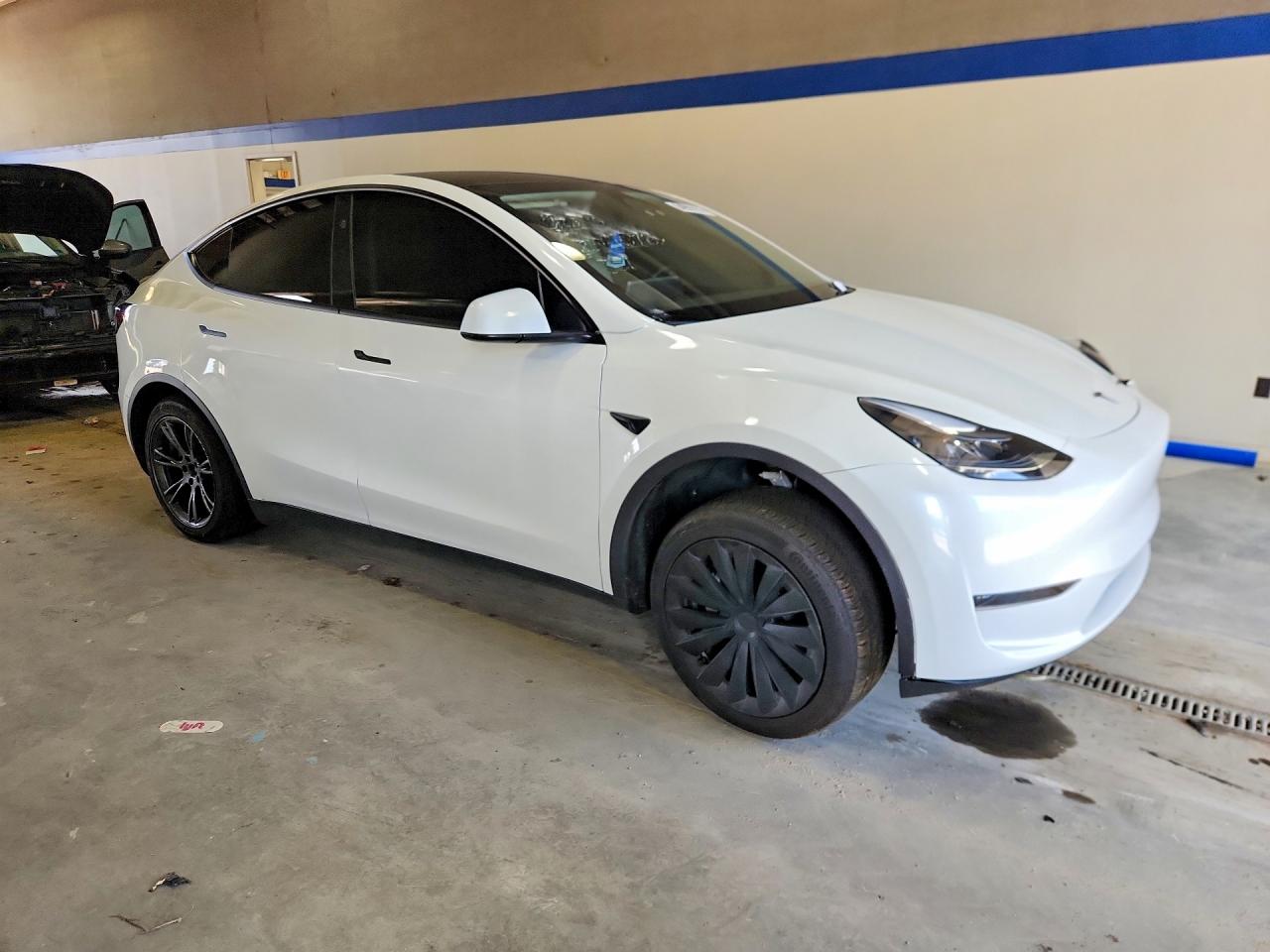 2024 TESLA MODEL Y — снимка 4