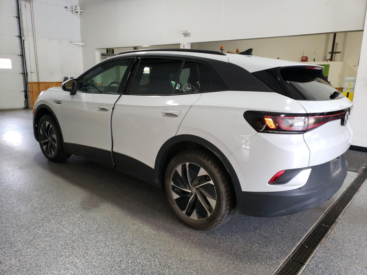2022 VOLKSWAGEN ID.4 PRO — снимка 2
