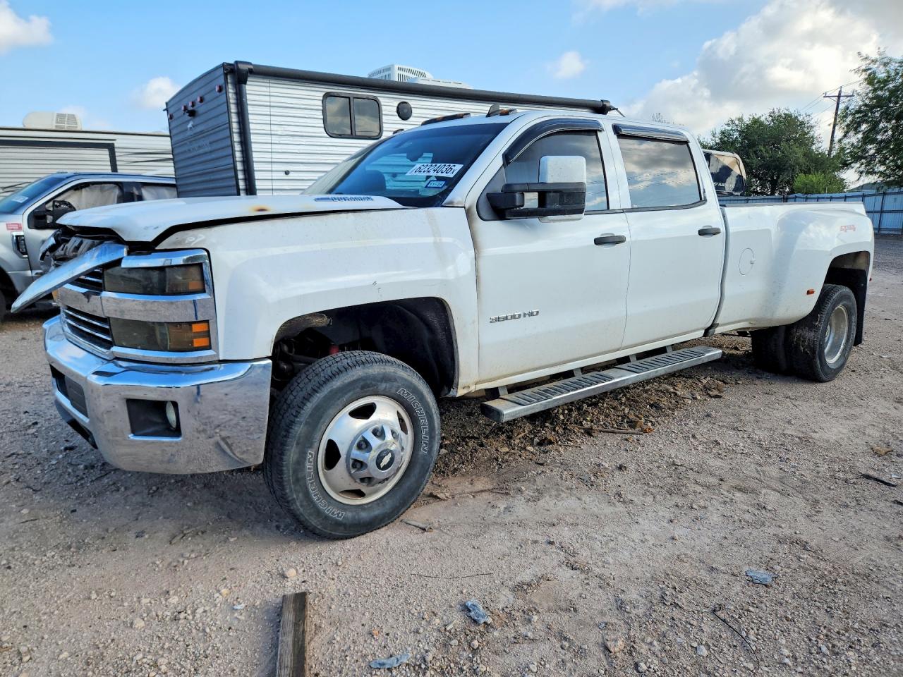 2015 CHEVROLET SILVERADO K3500 LT