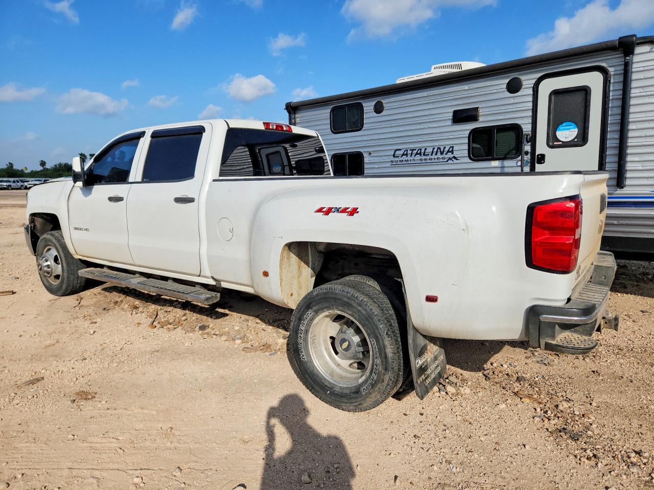 2015 CHEVROLET SILVERADO K3500 LT — снимка 2