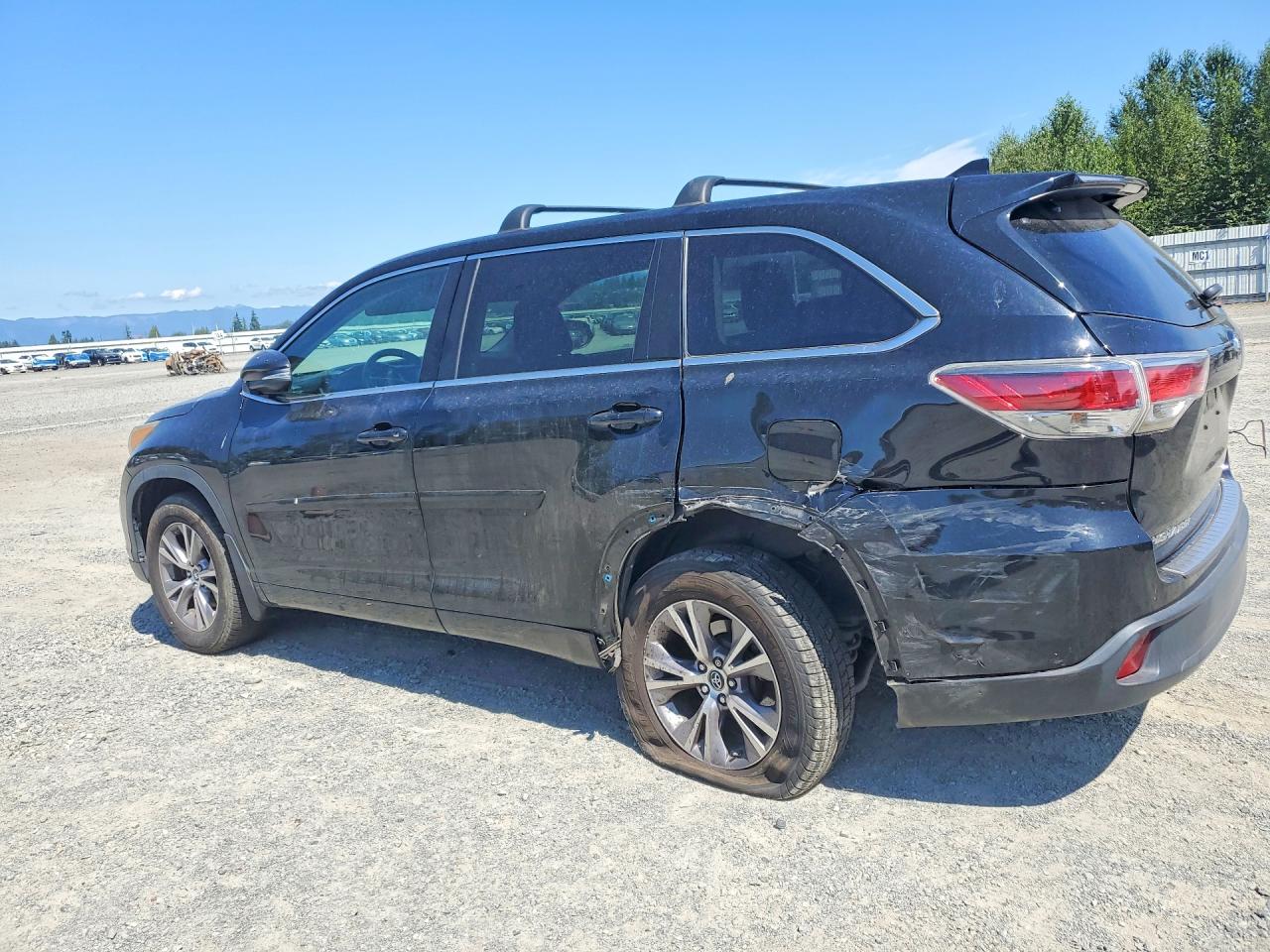 2016 TOYOTA HIGHLANDER LE PLUS — снимка 2
