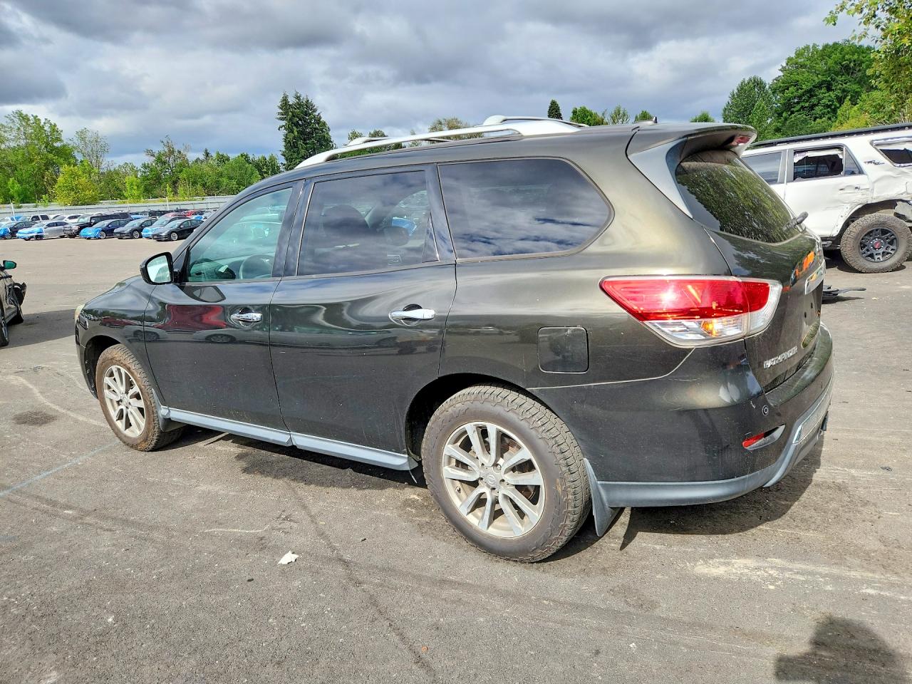 2015 NISSAN PATHFINDER SV — снимка 2