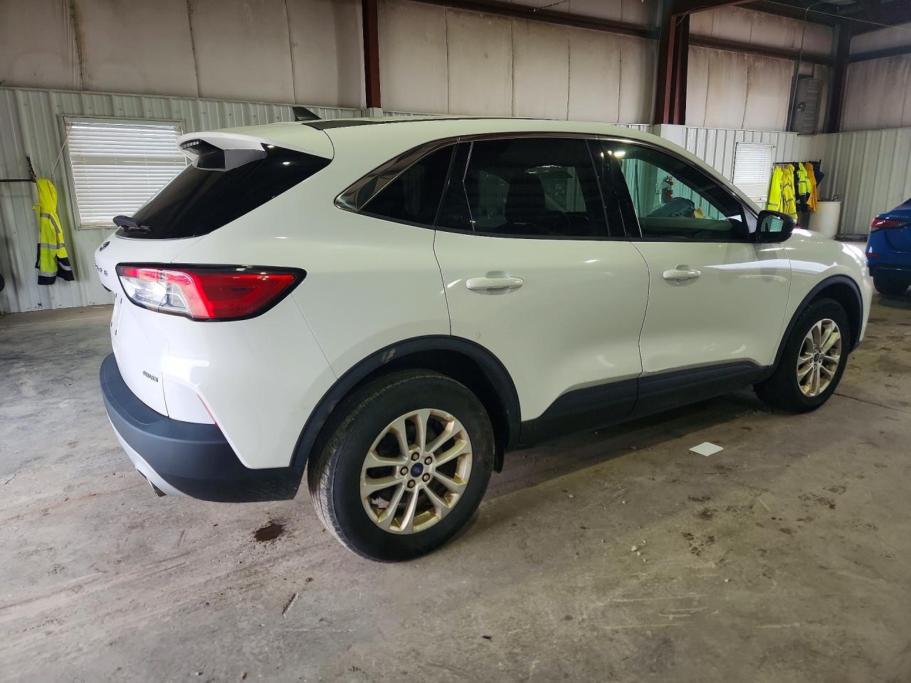 2022 FORD ESCAPE SE — снимка 3