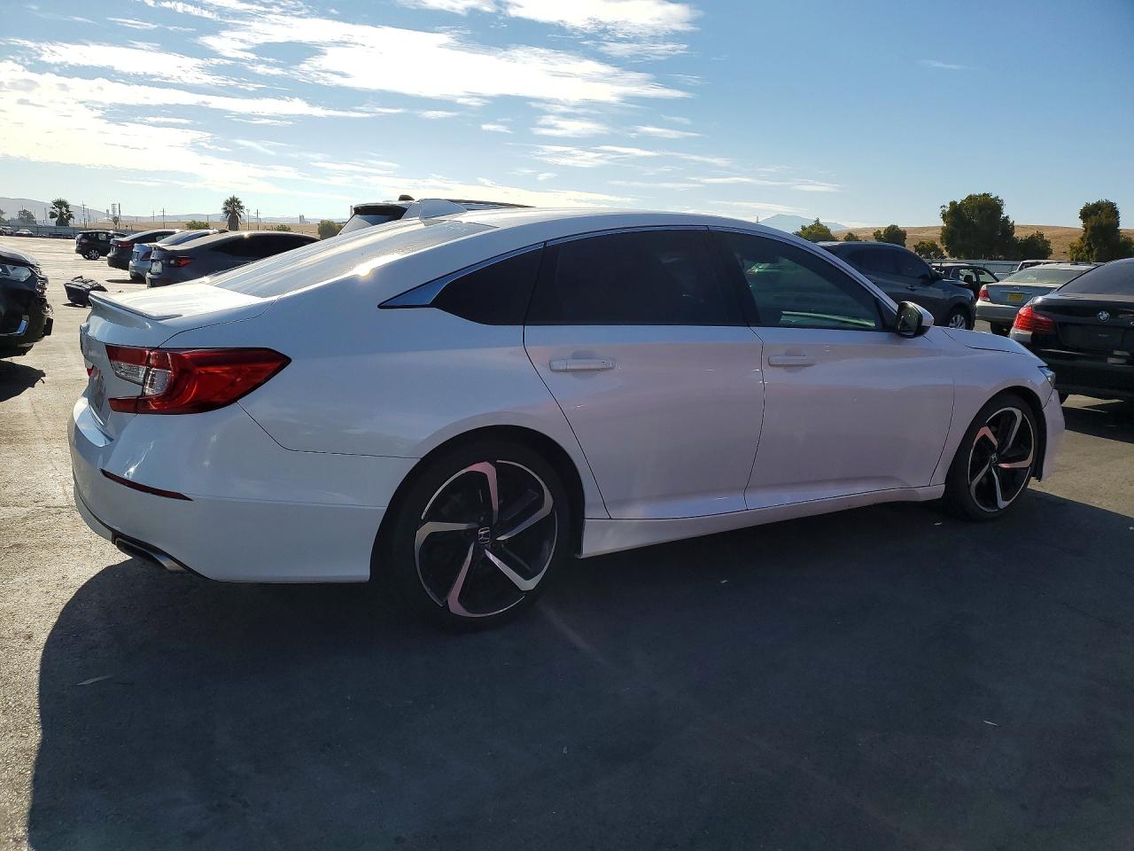 2018 HONDA ACCORD SPORT — снимка 3