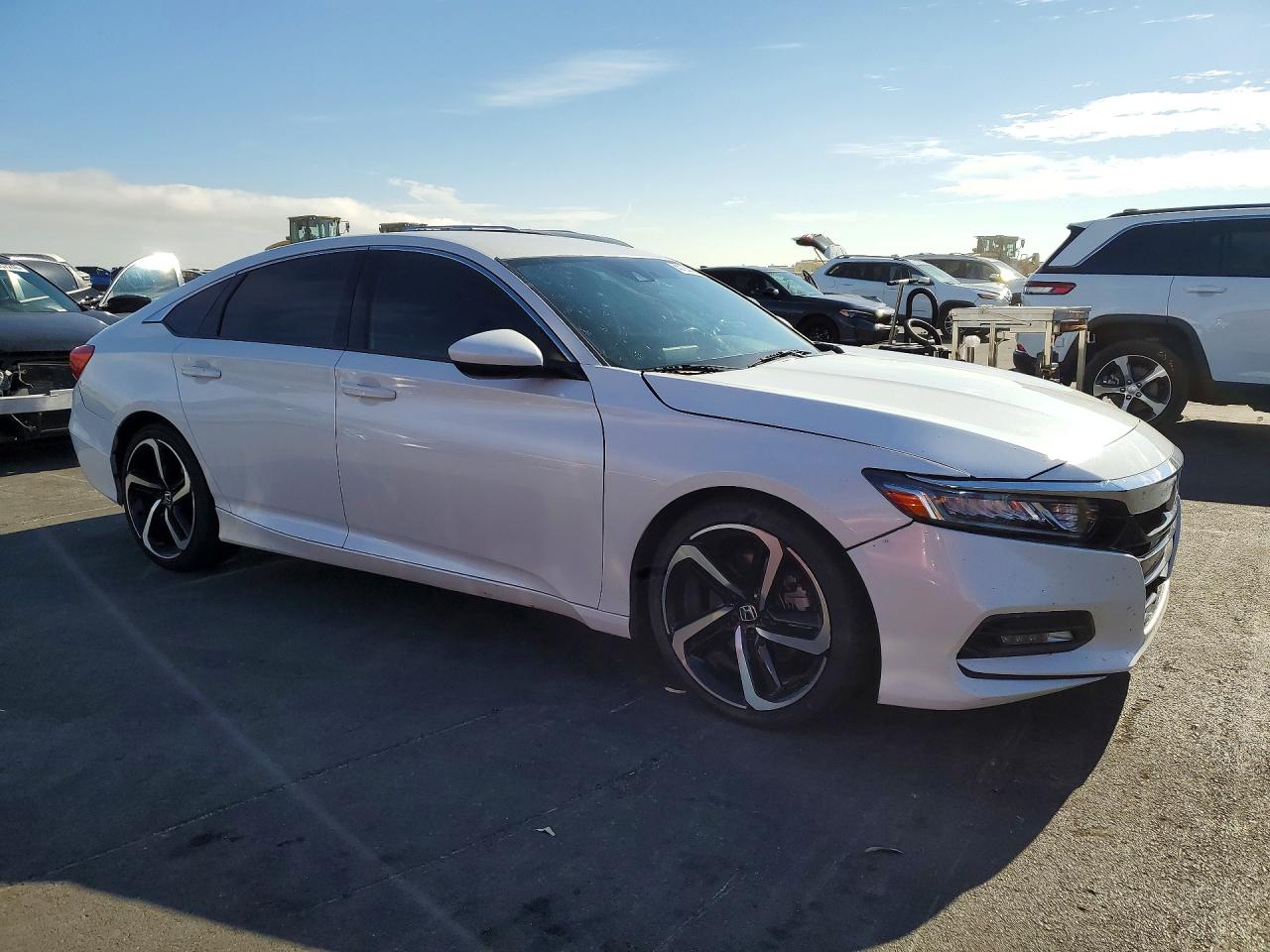 2018 HONDA ACCORD SPORT — снимка 4