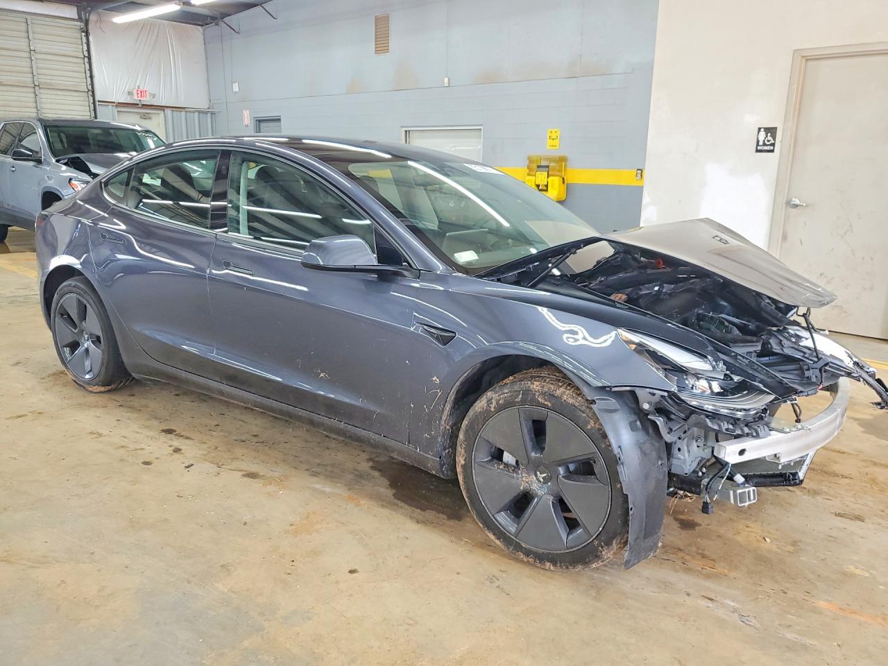 2023 TESLA MODEL 3 — снимка 4