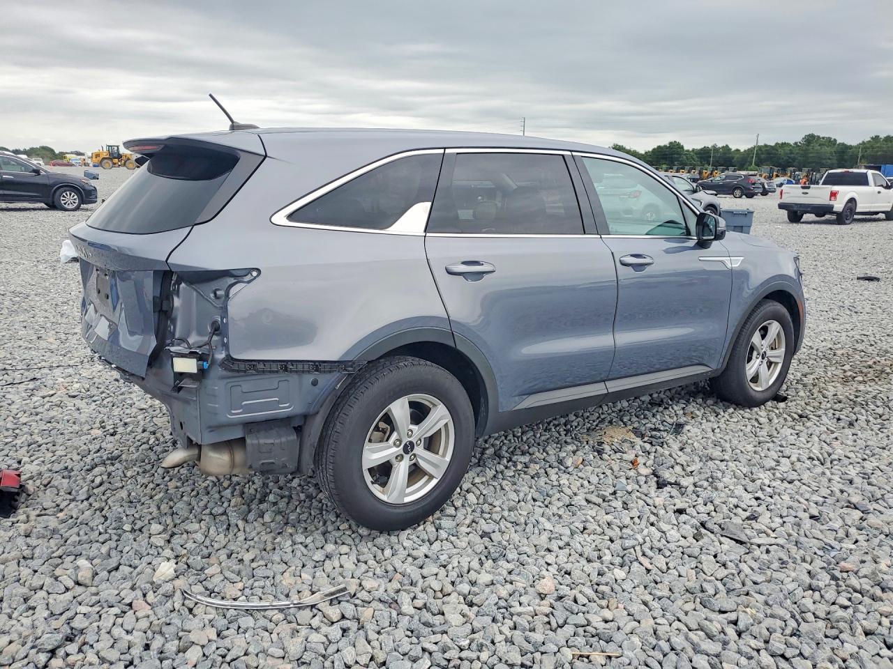 2023 KIA SORENTO LX — снимка 3