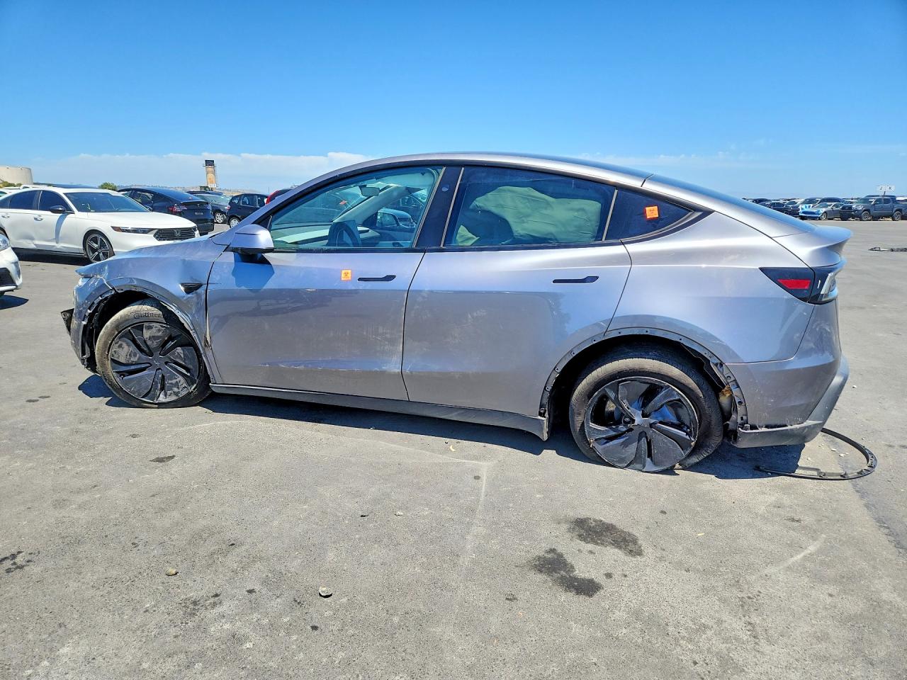 2026 TESLA MODEL Y — снимка 2