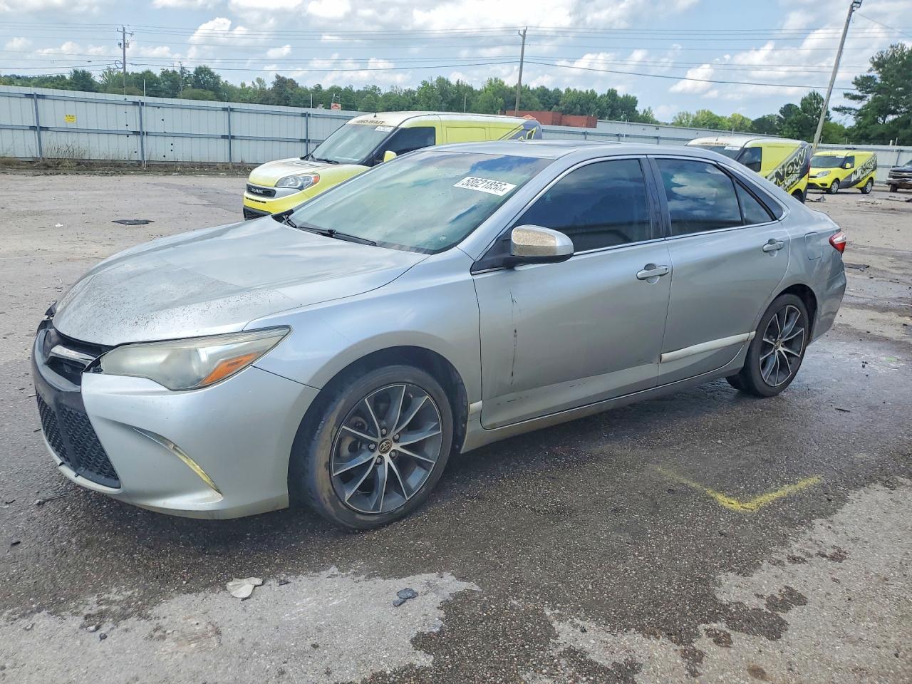 2015 TOYOTA CAMRY XSE