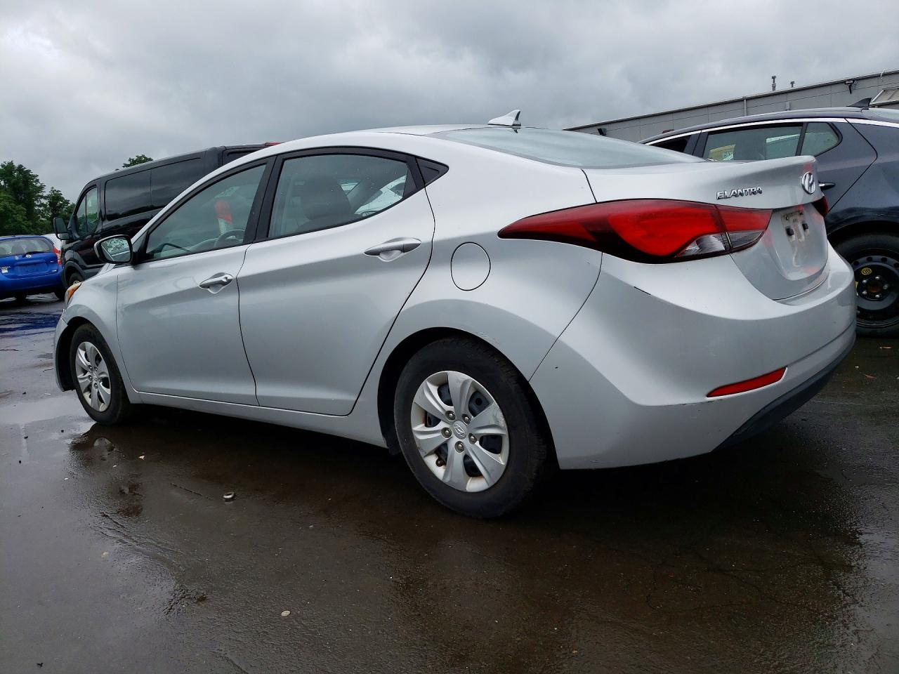 2016 HYUNDAI ELANTRA SE — снимка 2