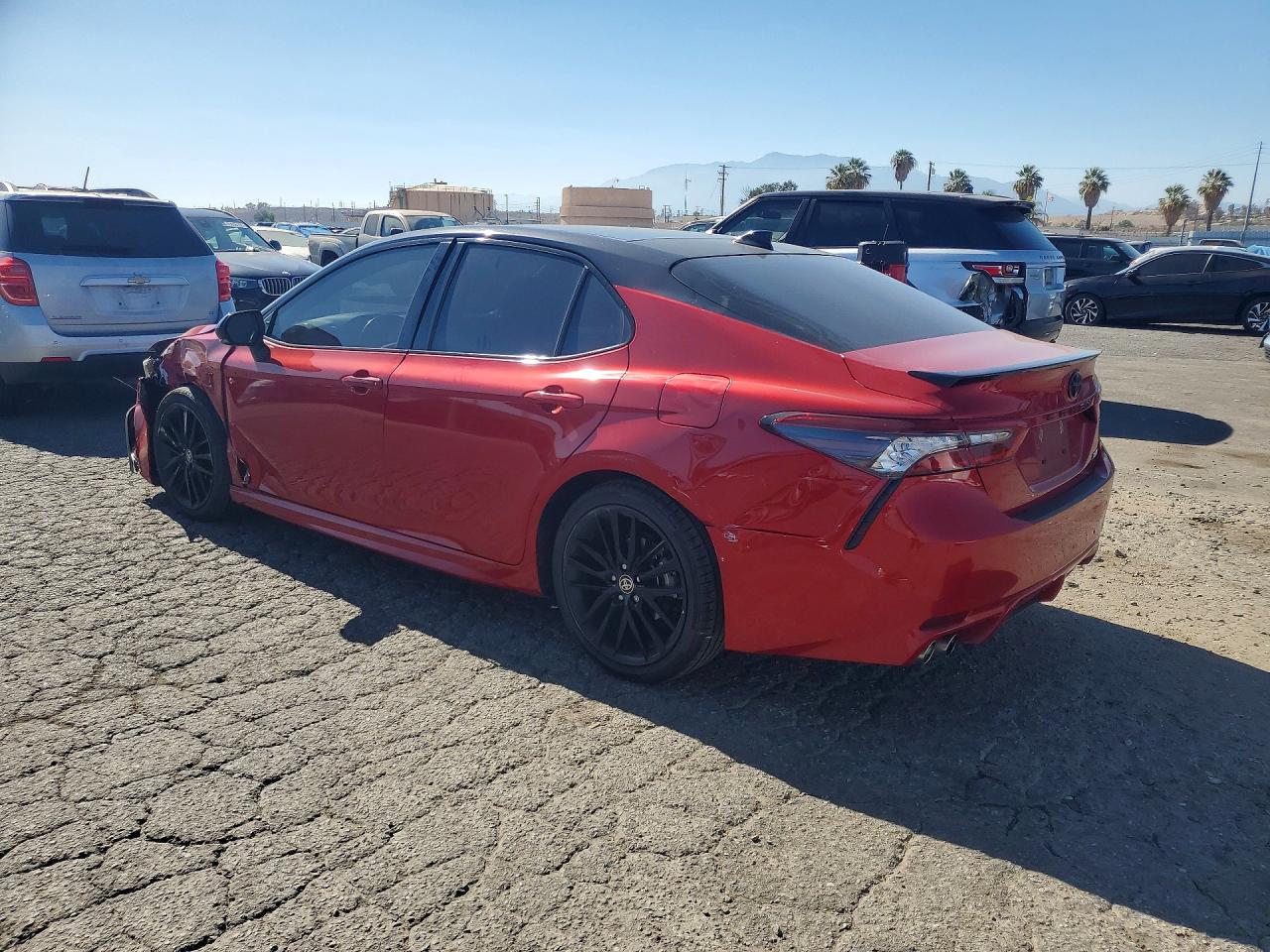 2021 TOYOTA CAMRY XSE V6 — снимка 2