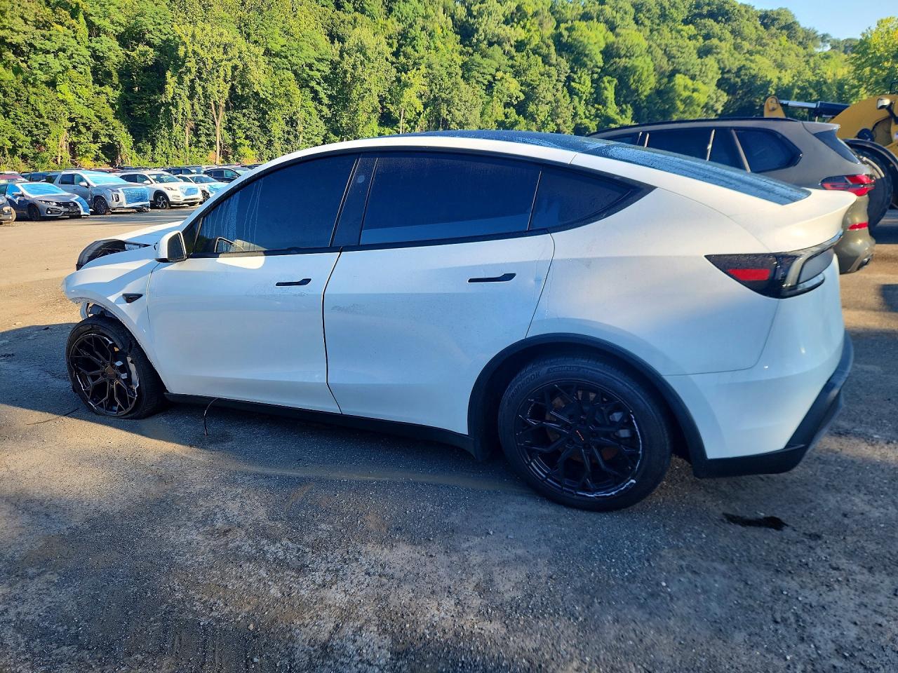 2026 TESLA MODEL Y — снимка 2