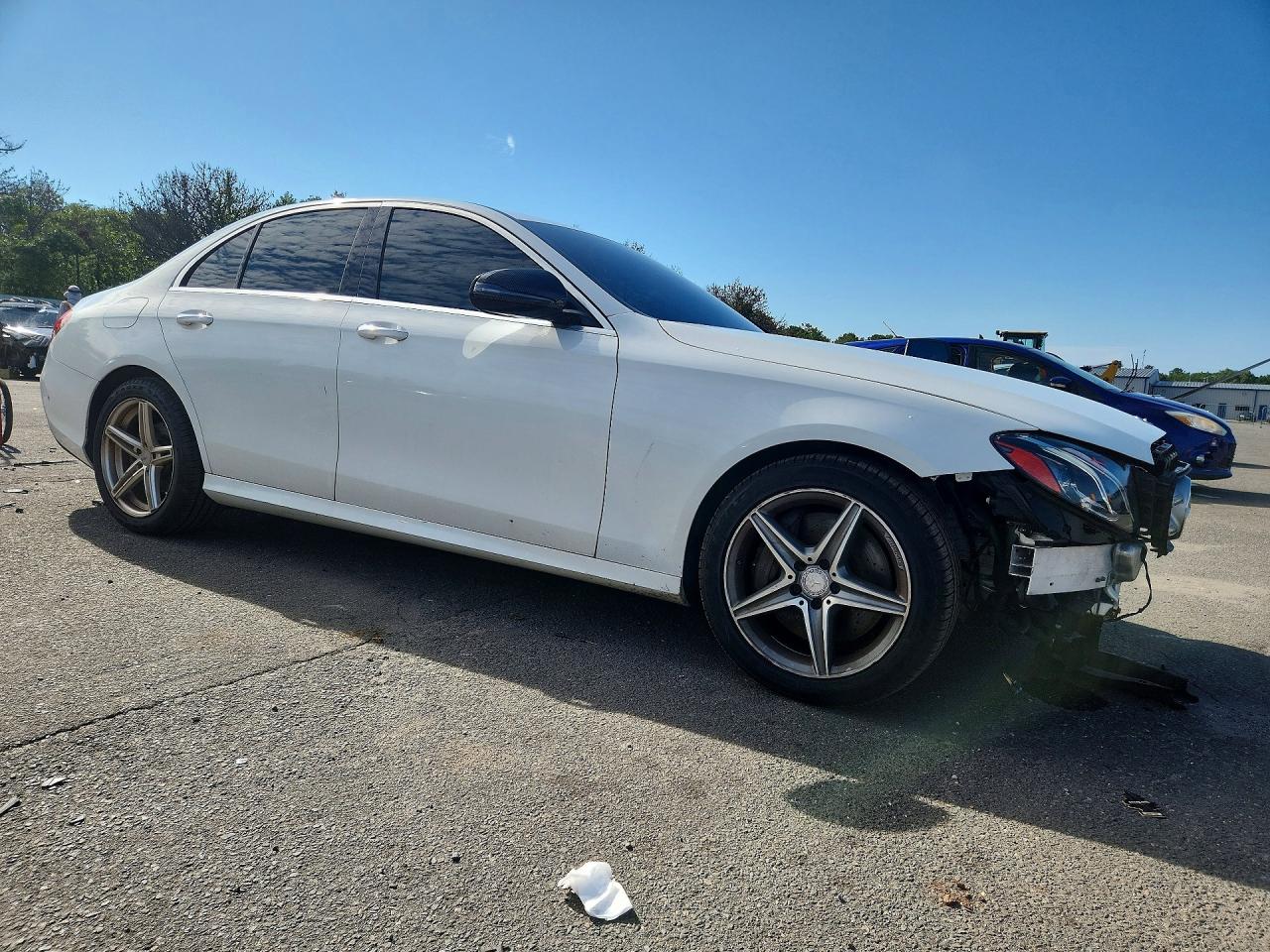 2017 MERCEDES-BENZ E 300 4MATIC — снимка 4