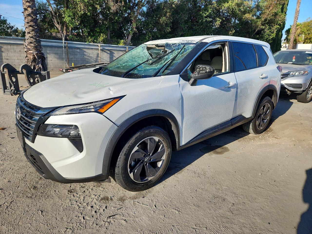 2025 NISSAN ROGUE SV