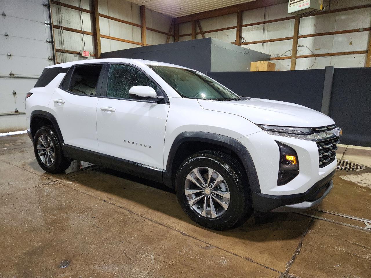 2026 CHEVROLET EQUINOX LT — снимка 4