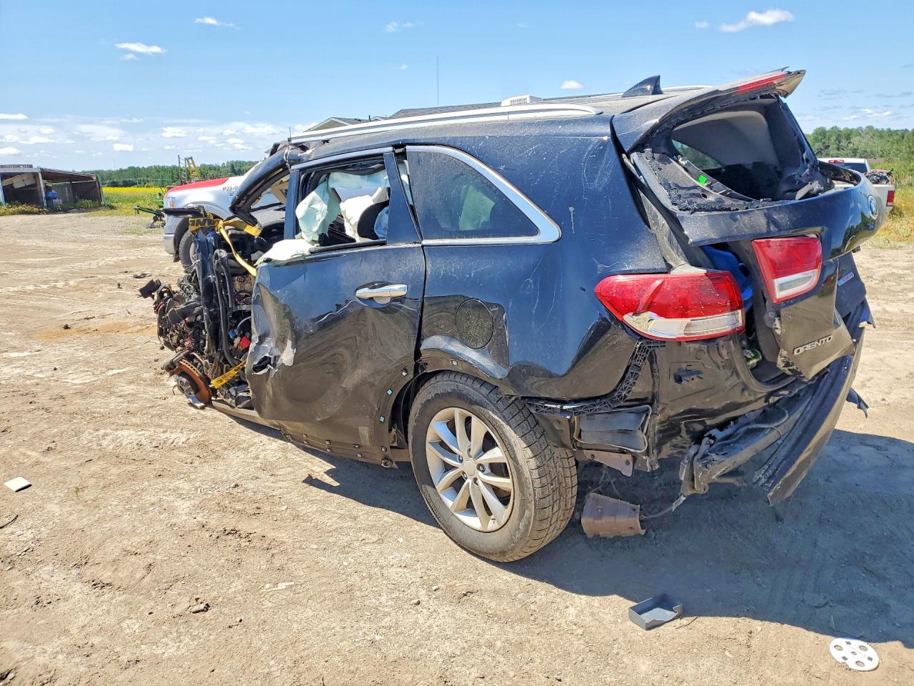 2017 KIA SORENTO LX — снимка 2