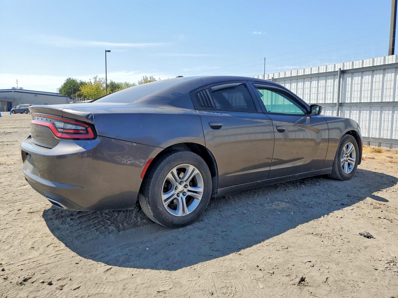 2015 DODGE CHARGER SE — снимка 3