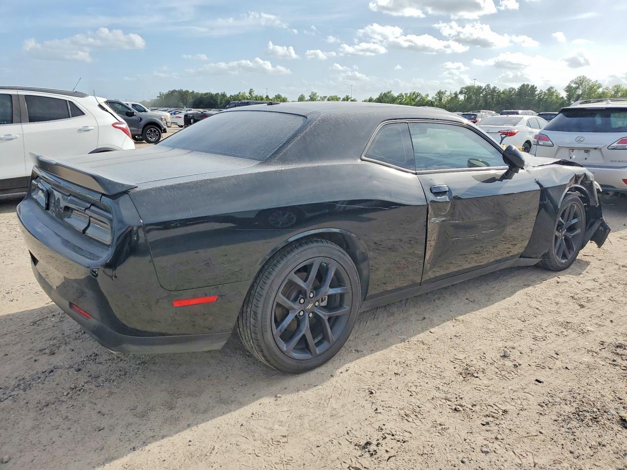 2022 DODGE CHALLENGER R/T — снимка 3