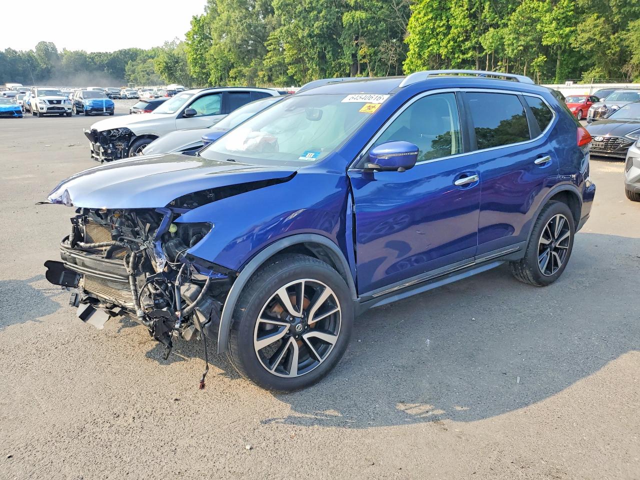 2017 NISSAN ROGUE SL